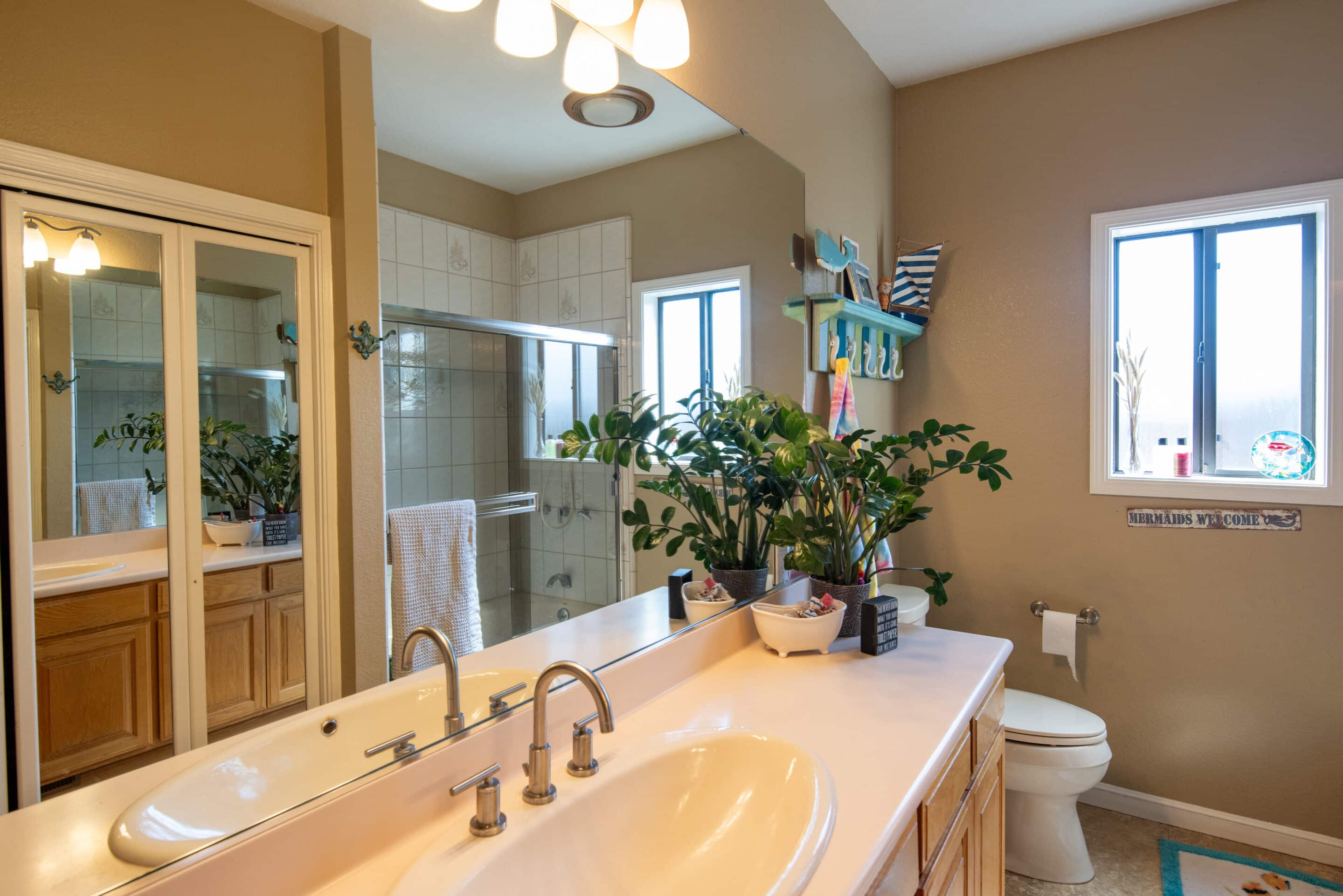After - N. Walnut - Guest Bath-2 bC N. Walnut After