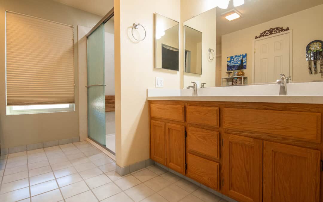 Modesto Bathroom Remodel: A bathCRATE Lite Shower Upgrade That Transforms the Space